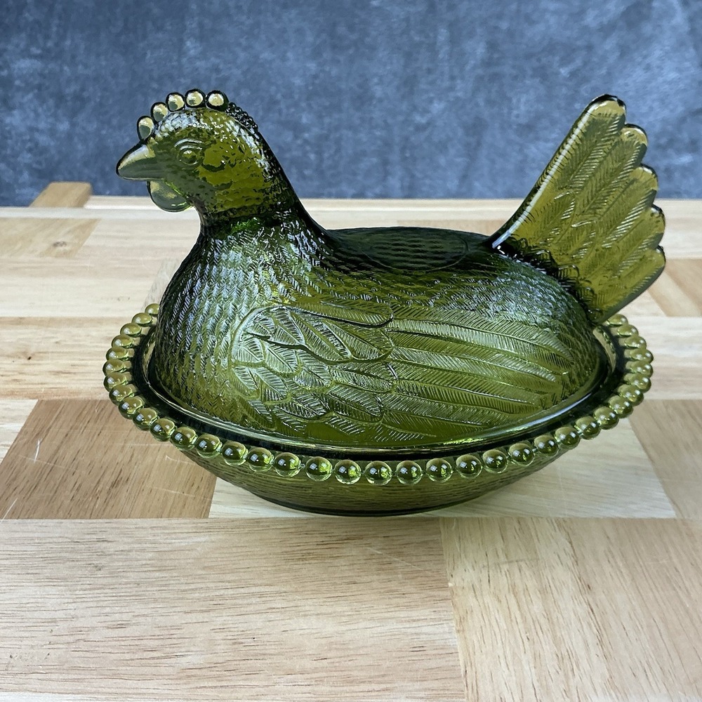 Vtg Olive Green Glass Hen on Nest Covered Dish Beaded Edge Oval Cottage Core